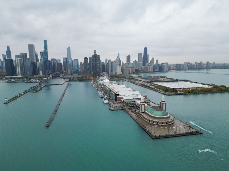 An aerial coastal city view of Chicago's Streeterville neighborhood 